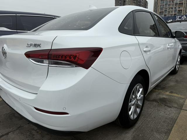 Buick Excelle 2018 15T DCT Entry China V – фото 7