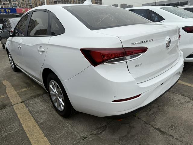 Buick Excelle 2018 15T DCT Entry China V – фото 9