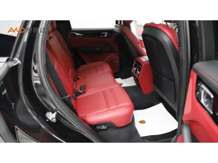 Cayenne E-Hybrid 2021 Model Cayenne E-Hybrid 2.0T – фото 5