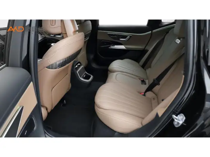 Mercedes-Benz E-Class 2024 Model E 300 L Fashion Model sedan – фото 10