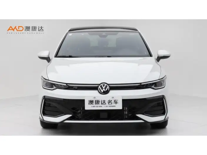 Volkswagen Golf 2025 Model 300TSI R-Line – фото 2