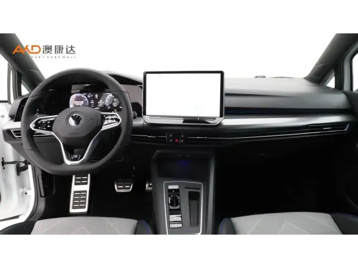 Volkswagen Golf 2025 Model 300TSI R-Line – фото 7