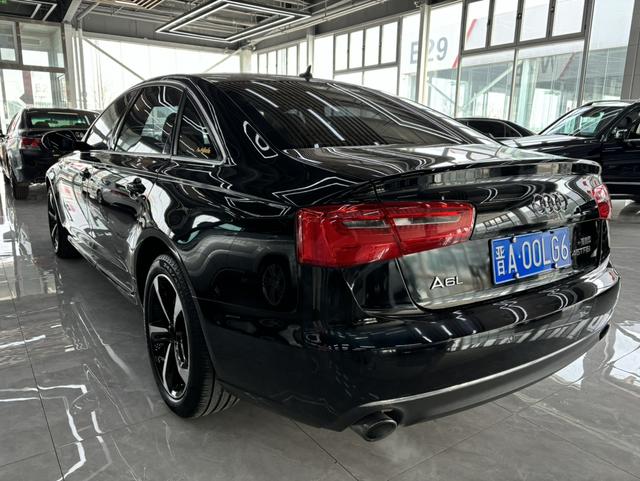 Audi A6L 2012 модификация TFSI Com f ort – фото 9