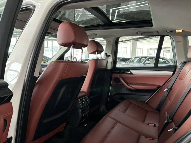 BMW X3 импорт 2013 модификация xDrive28i Leading – фото 9