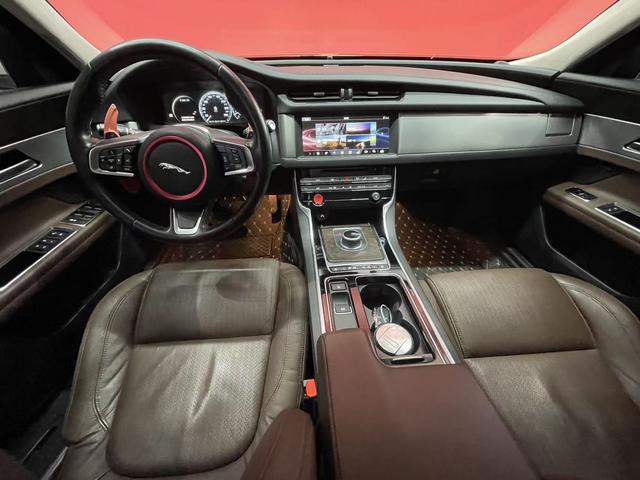 Jaguar XFL 2018 XFL 2.0T 250PS Luxury – фото 9