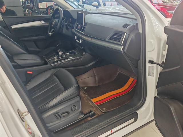 Audi Q5L 2020 40 TFSI Honor Style – фото 7
