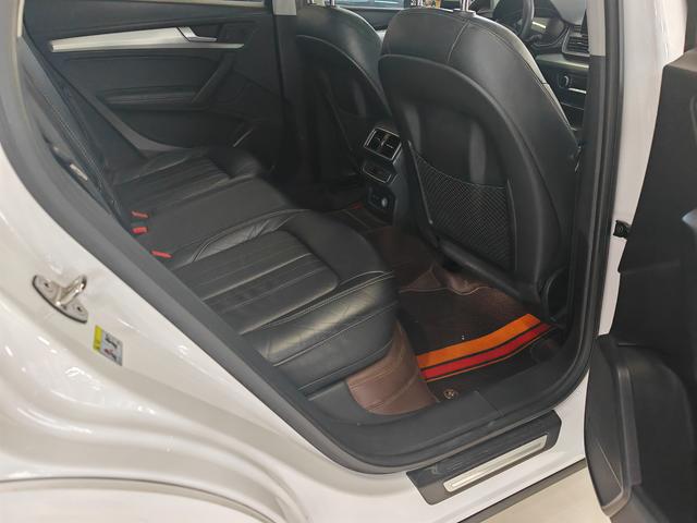 Audi Q5L 2020 40 TFSI Honor Style – фото 8