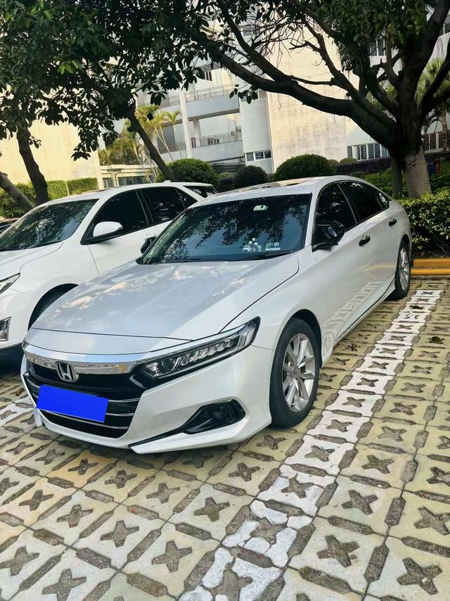 Honda Accord 2022 260TURBO Luxury – фото 7