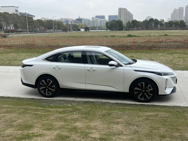 Changan Eado 2025 Model 1.5T DCT High-Energy Edition – фото 4