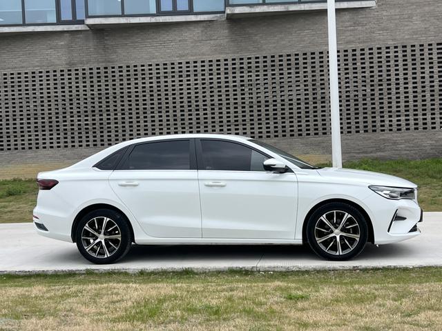 Geely Emgrand 2022 Generation 4 1.5L CVT Elite – фото 4