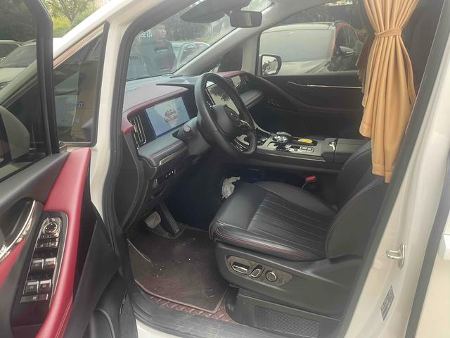 GAC Trumpchi E9 PHEV Раздел 2023 2.0TM PRO – фото 6