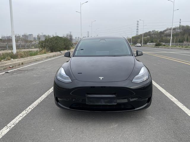 Tesla Model Y 2024 RWD – фото 2