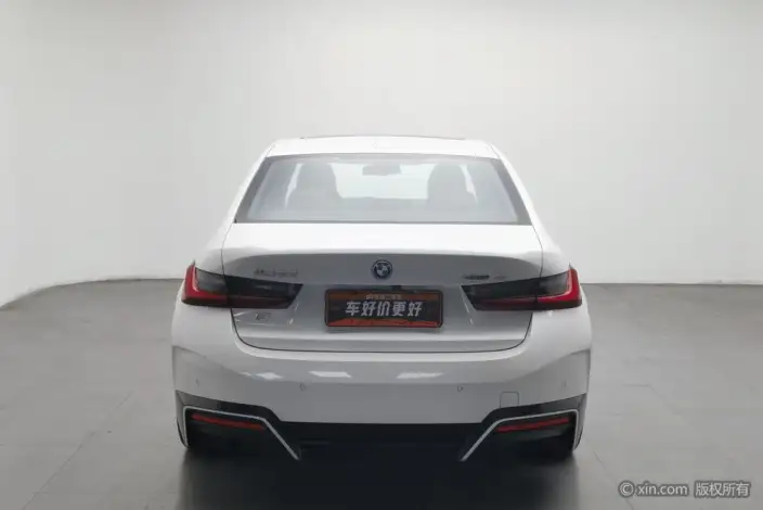 BMW i3 2023 Model Facelift eDrive40L Night Set – фото 3
