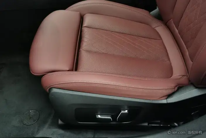 BMW i3 2023 Model Facelift eDrive40L Night Set – фото 18