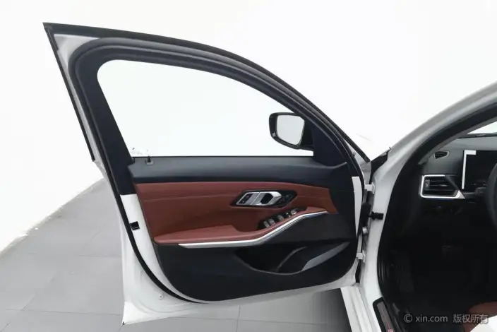 BMW i3 2023 Model Facelift eDrive40L Night Set – фото 21