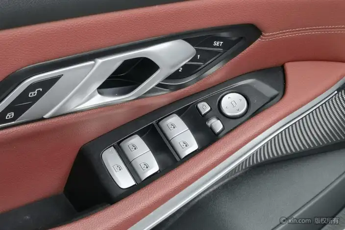 BMW i3 2023 Model Facelift eDrive40L Night Set – фото 22