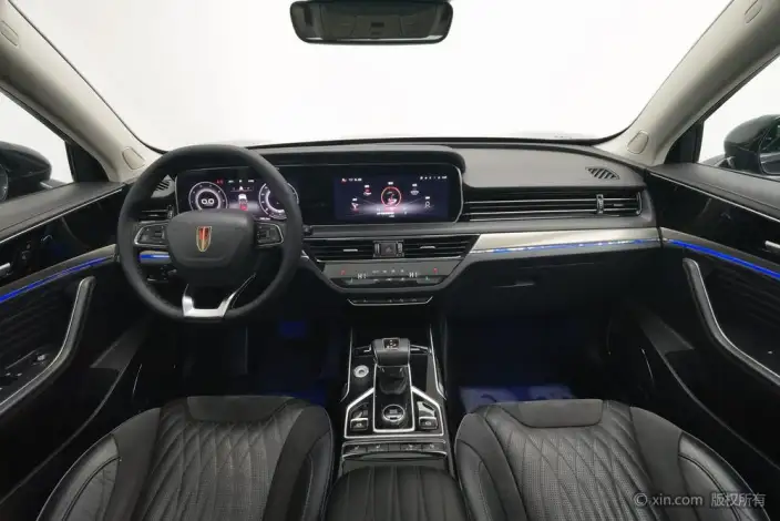Hongqi HS5 2022 Model Facelift 2.0T Smart Flag Enjoy 4WD Edition – фото 11