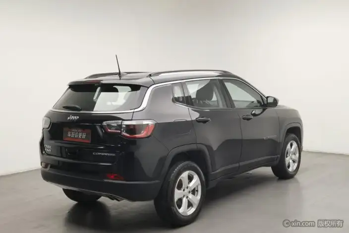 Jeep Compass 2020 Model 220T 4WD Elite Edition – фото 4