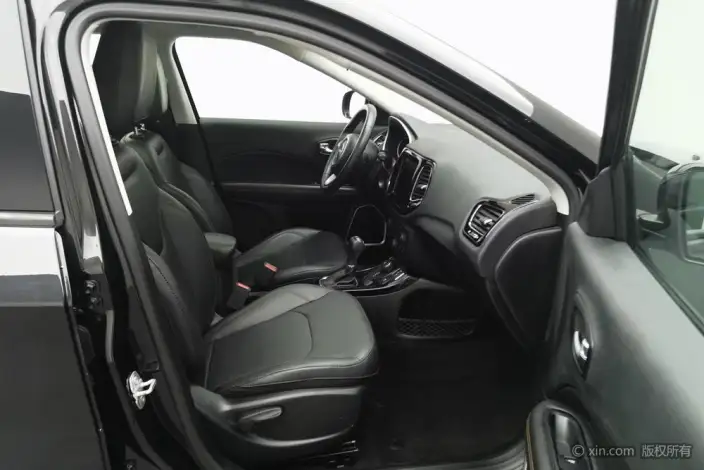 Jeep Compass 2020 Model 220T 4WD Elite Edition – фото 10
