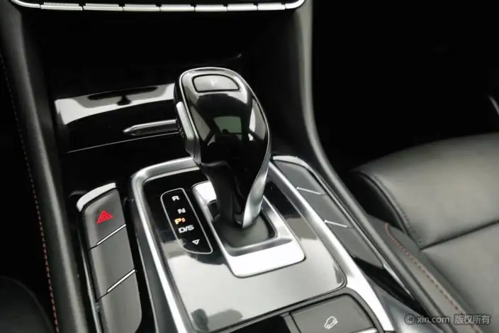 MG HS 2020 Model 20T Automatic 2WD Chao Luxury Edition China VI – фото 16