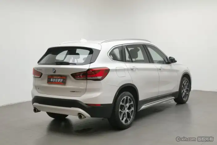 BMW X1 2020 Model sDrive25Li Leading Model – фото 4