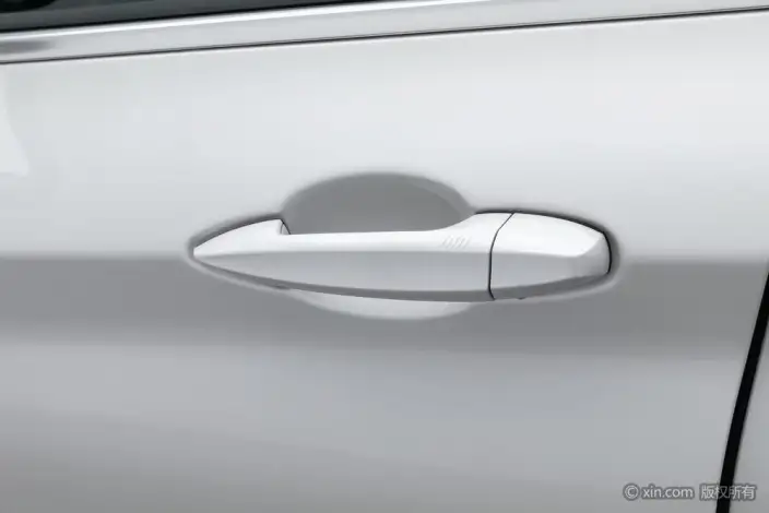 BMW X1 2020 Model sDrive25Li Leading Model – фото 9