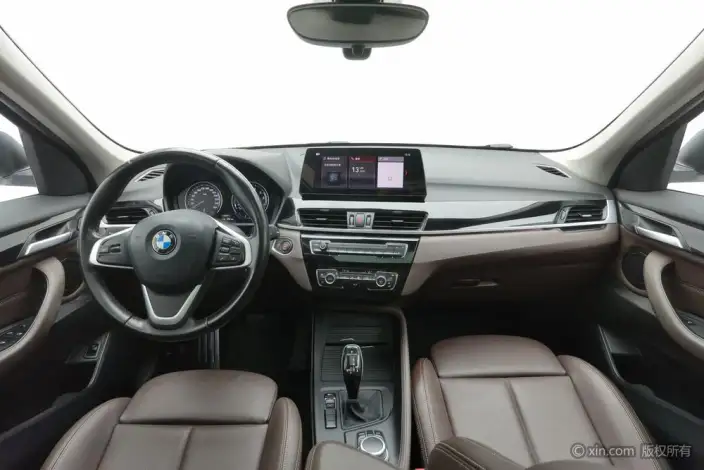 BMW X1 2020 Model sDrive25Li Leading Model – фото 12