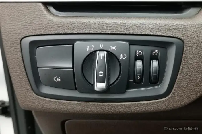BMW X1 2020 Model sDrive25Li Leading Model – фото 16