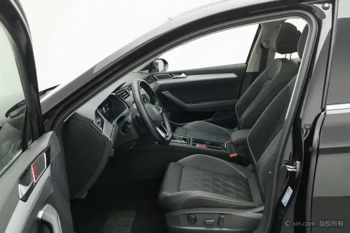 Volkswagen Magotan PHEV 2022 Model Luxury Model – фото 17
