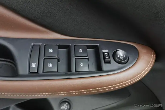 Buick Envision 2020 Model 28T 4WD Elite Model – фото 22