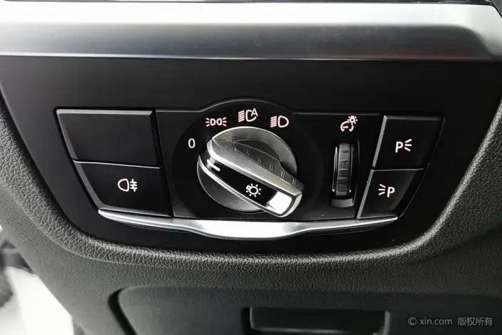 BMW X4 2020 Model xDrive25i M Sports Set – фото 16