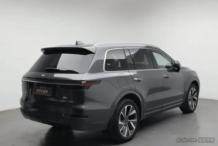 Li Auto ONE 2021 Model Extended Range 6 seat Edition – фото 4
