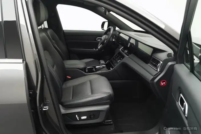 Li Auto ONE 2021 Model Extended Range 6 seat Edition – фото 8