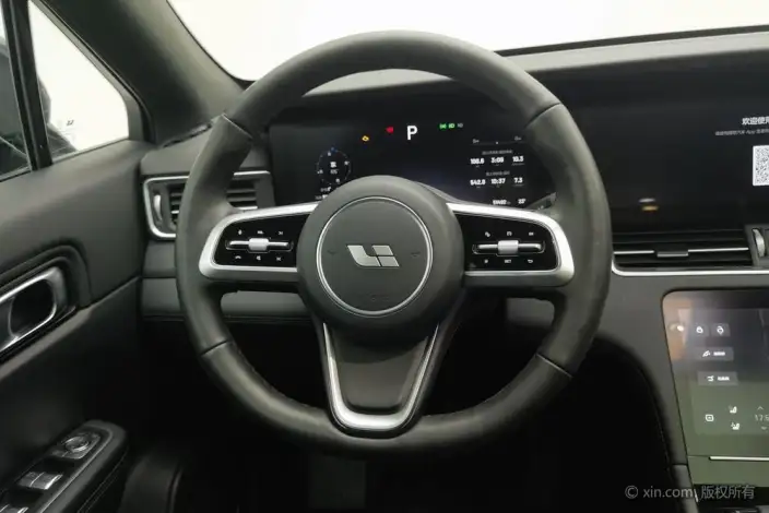 Li Auto ONE 2021 Model Extended Range 6 seat Edition – фото 16