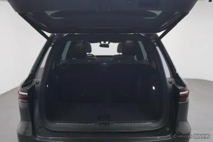Li Auto ONE 2021 Model Extended Range 6 seat Edition – фото 24