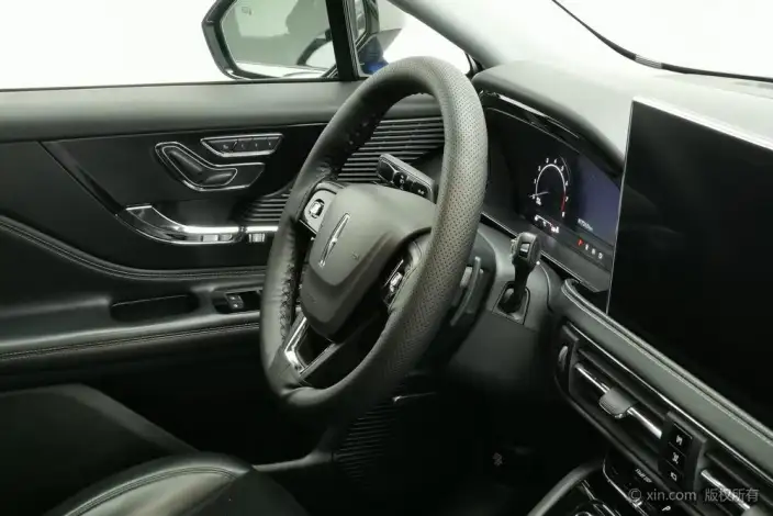 Lincoln Corsair 2020 Model 2.0T 2WD Exclusive Edition – фото 13