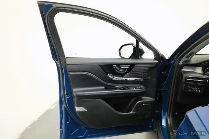 Lincoln Corsair 2020 Model 2.0T 2WD Exclusive Edition – фото 23