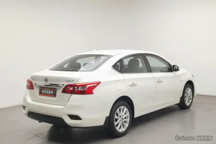 Nissan Sylphy 2022 Model Classic 1.6 XL CVT Deluxe Edition – фото 4