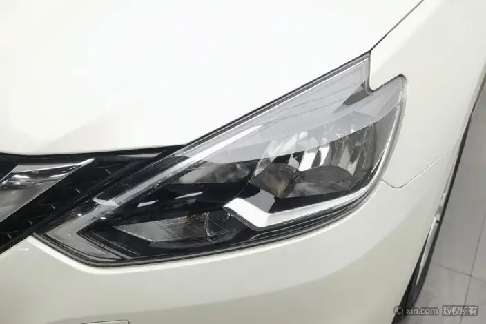 Nissan Sylphy 2022 Model Classic 1.6 XL CVT Deluxe Edition – фото 7