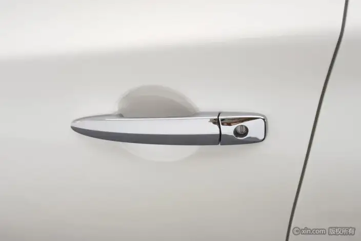 Nissan Sylphy 2022 Model Classic 1.6 XL CVT Deluxe Edition – фото 8