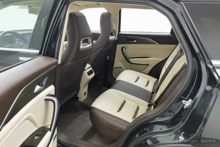Bestune T77 2020 Model Pro 280 TID Automatic Luxury Model – фото 19