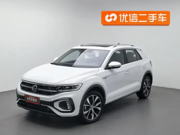 Volkswagen T-Roc 2023 Model 300TSI DSG Chenguang Edition – фото 1