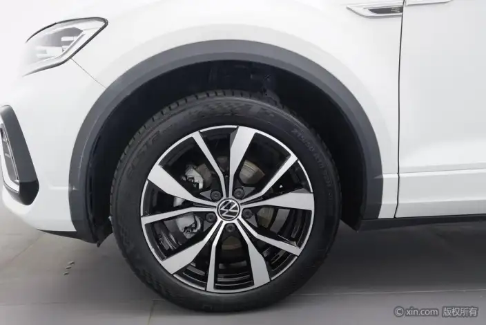Volkswagen T-Roc 2023 Model 300TSI DSG Chenguang Edition – фото 10