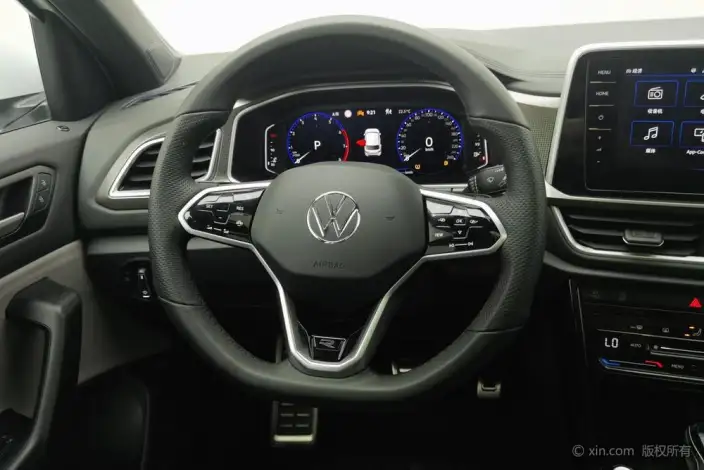 Volkswagen T-Roc 2023 Model 300TSI DSG Chenguang Edition – фото 15