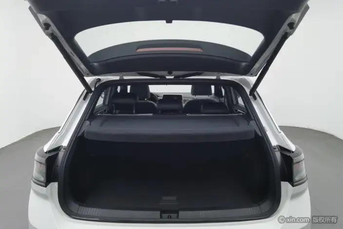 Volkswagen T-Roc 2023 Model 300TSI DSG Chenguang Edition – фото 24