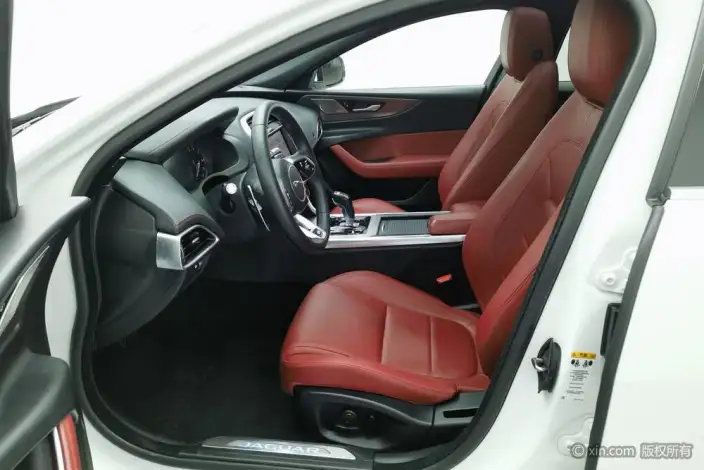 Jaguar XE L 2020 Model 2.0T 200PS R-DYNAMIC S Enterprising Sports Edition – фото 17