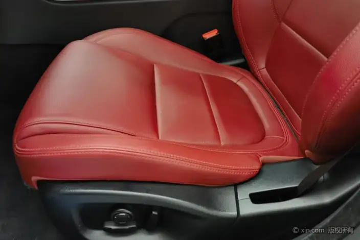 Jaguar XE L 2020 Model 2.0T 200PS R-DYNAMIC S Enterprising Sports Edition – фото 18