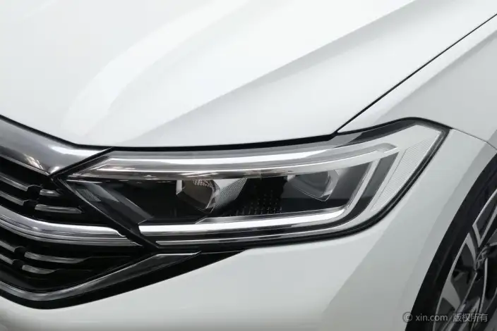 Volkswagen Sagitar 2023 Model 200TSI DSG Beyond Edition – фото 7