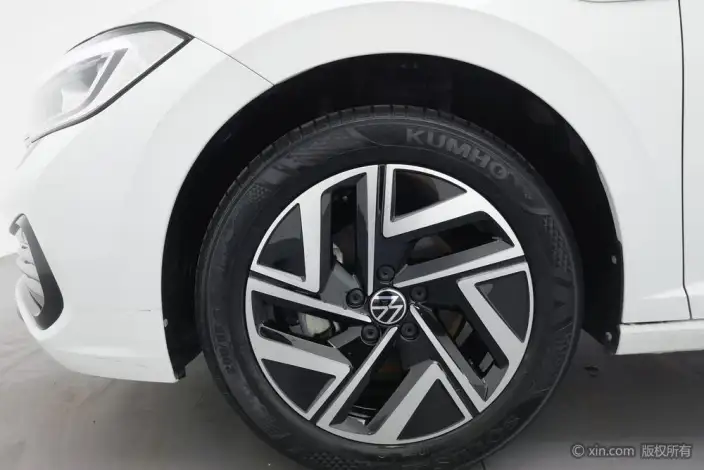Volkswagen Sagitar 2023 Model 200TSI DSG Beyond Edition – фото 11