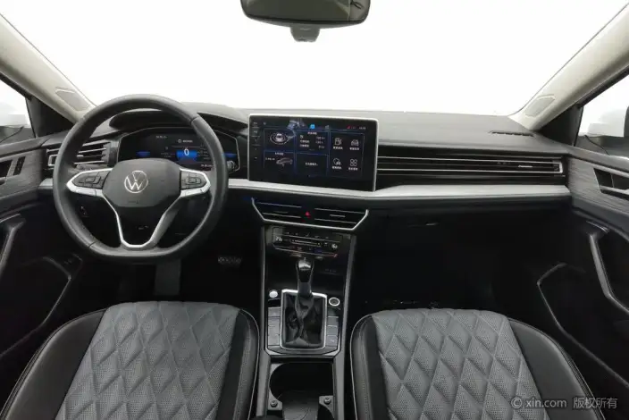 Volkswagen Sagitar 2023 Model 200TSI DSG Beyond Edition – фото 12